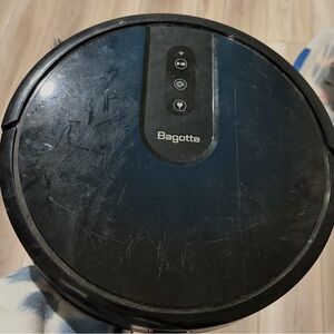 Bagotte Robot Vacuum Cleaner and mop in one